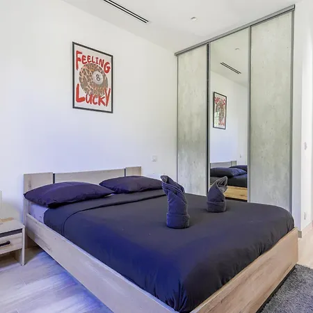 Savega - Climatise Et Proche Apartament